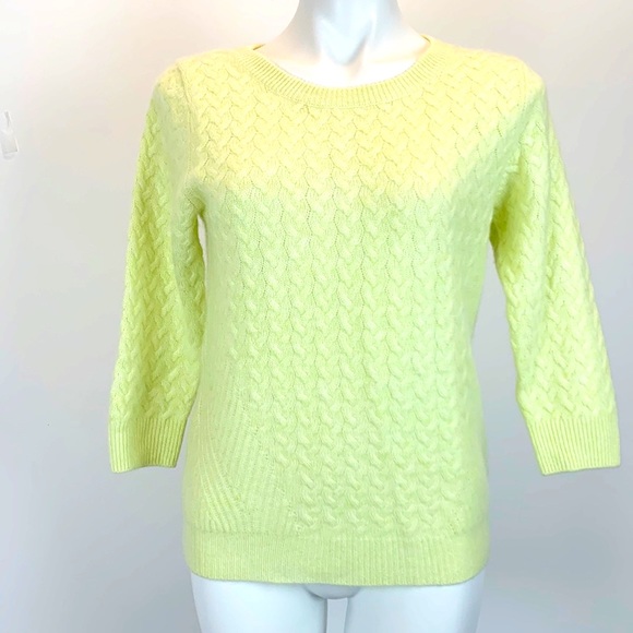 Pure Collection Sweaters - Pure Collection 100% cashmere cable knit crew neck sweater